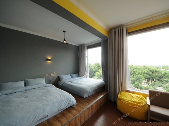 西窗零号超大榻榻米风景间