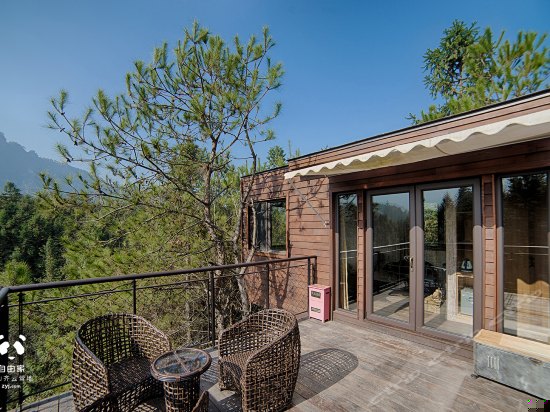 树屋世界守望者