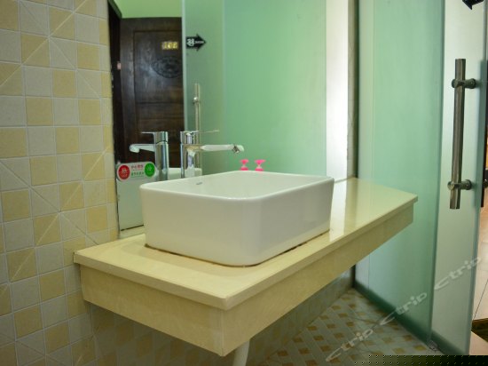 阳光蜜月景观大床房