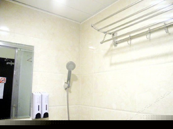 大床房（无窗）