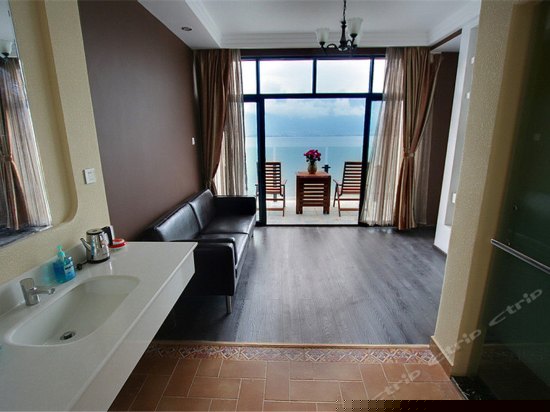 正面全海景套房