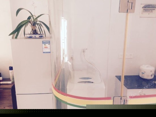 套房（两房一厅）