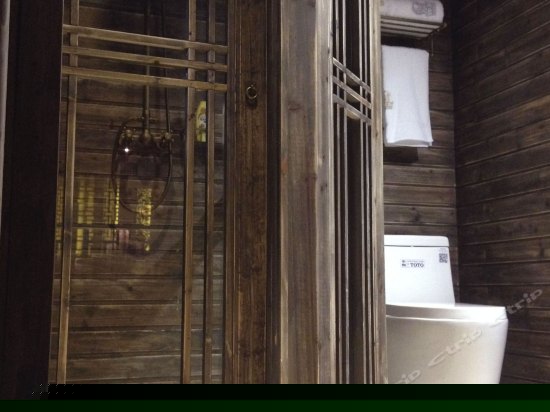 西楼西豪华套房