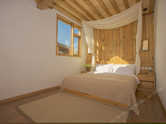 金玉满堂（家庭豪华套房）