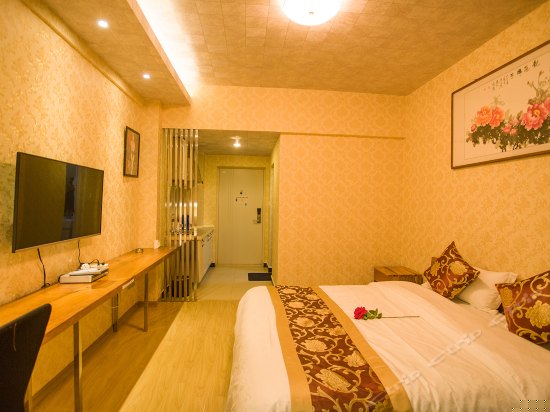 豪华江景大床房