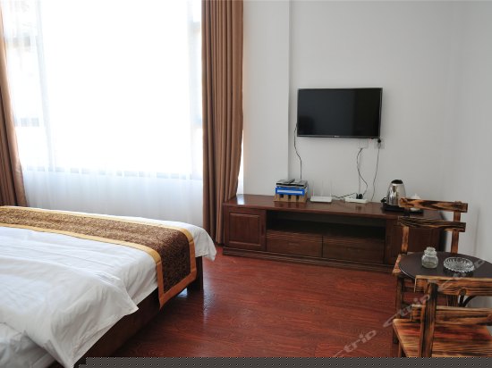 豪华观海大床房