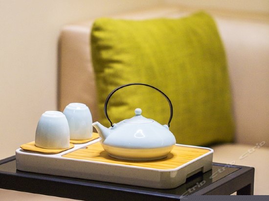 朵霾高级标准房