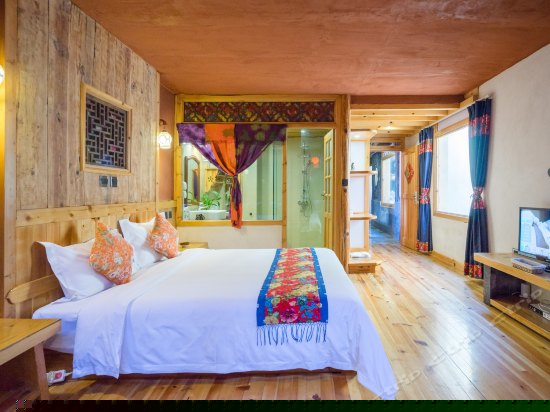 白族特色大床房