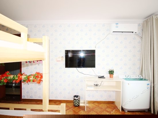 碧海蓝天温馨四人间