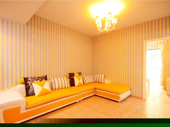 豪华海景家庭房（三房一厅）