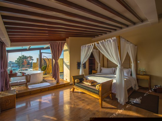 复式海景豪华套房