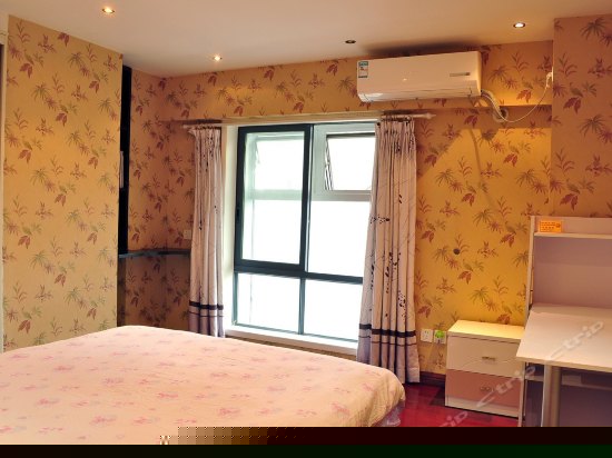 豪华跃层两房（田园风格）