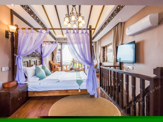 至尊全景复式大床房