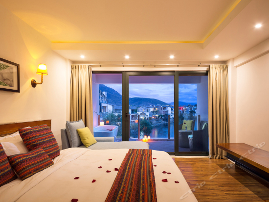 独立阳台海景亲水房