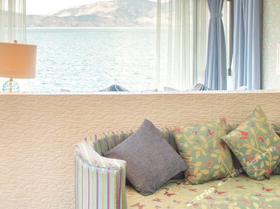 亲水海景大床房