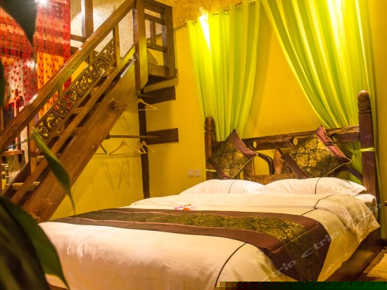 雪景复式家庭房