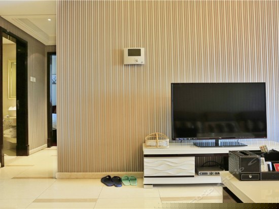 阳光两室大套房