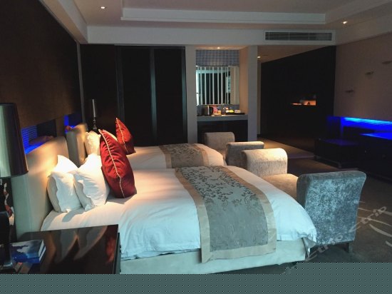 普通双床房（无窗）