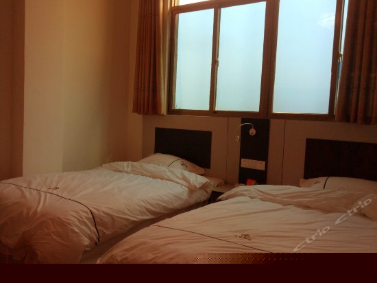 特价豪华双人间