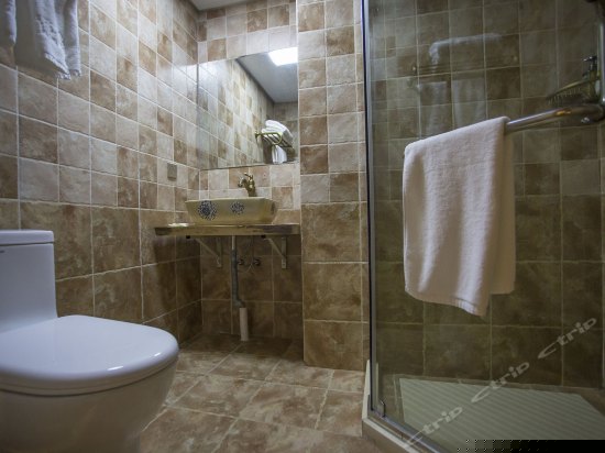 土家木桶大床房-澧水河畔观景房