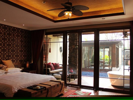 主题式庭院大床房