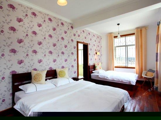 云里 山景家庭房