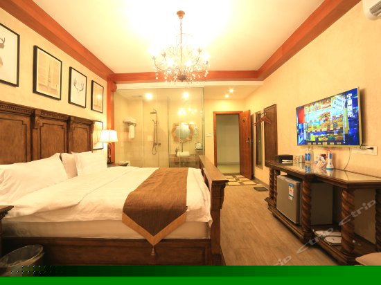 豪华海景大床房