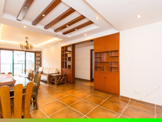 豪华无敌海景套房（3房2厅2卫）