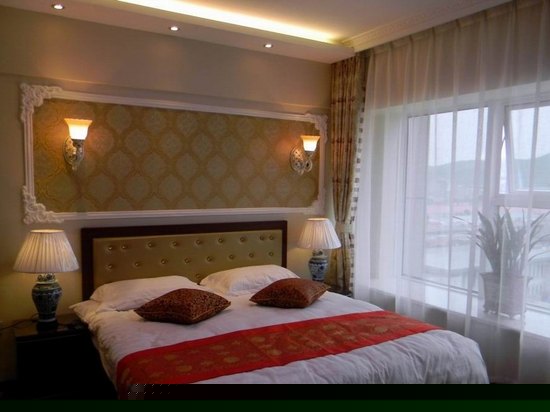 豪华商务街景套房