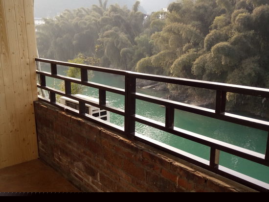 江景阳台木家庭房