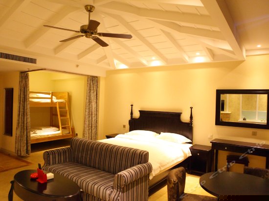 高级家庭大床房