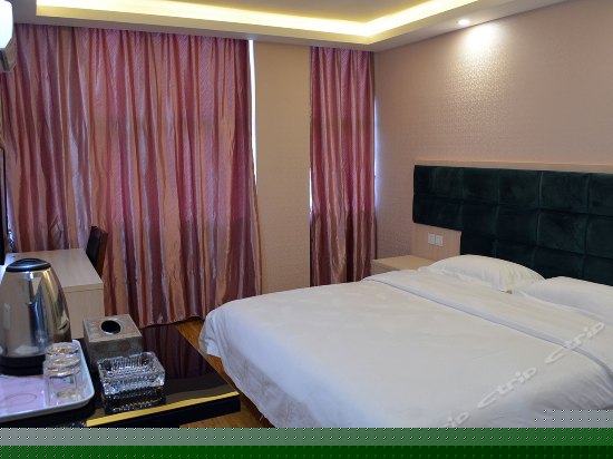 标准大床房(无窗)