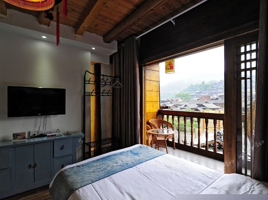 3楼豪华独立观景阳台全景标间