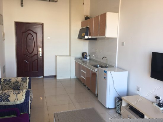 一室一厅套间双床房