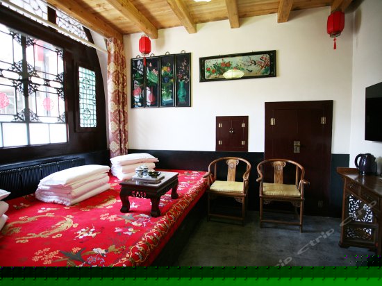 明清四人土炕房