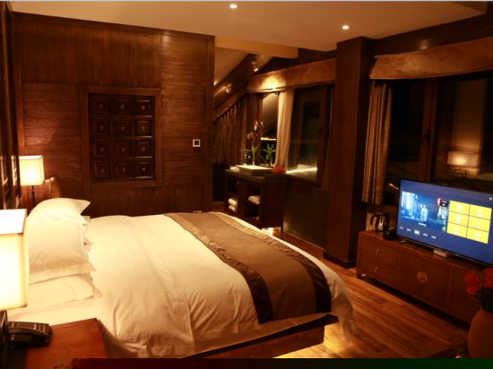 藏式风情温馨家庭套房