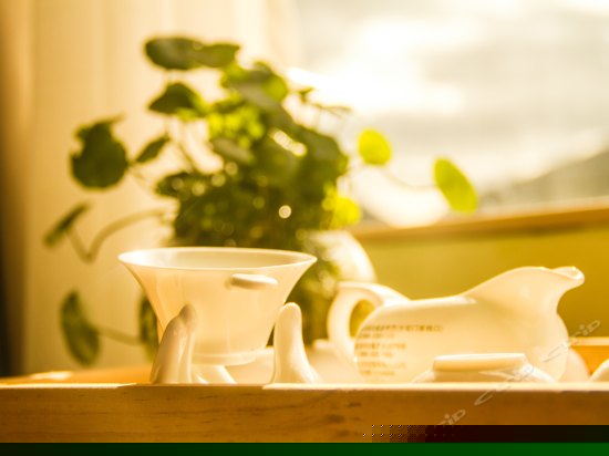 阳光蜜月大床房