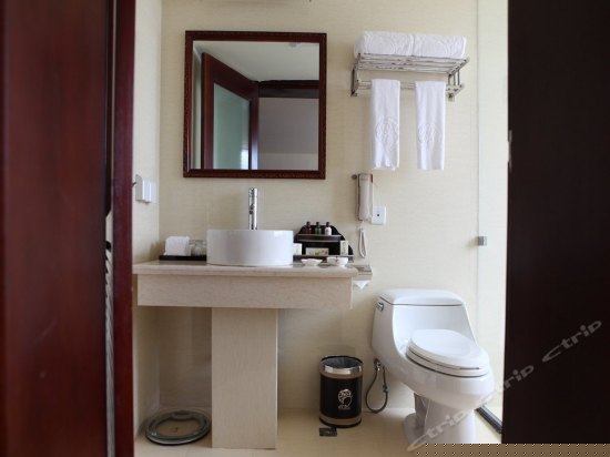 假日双床/大床房