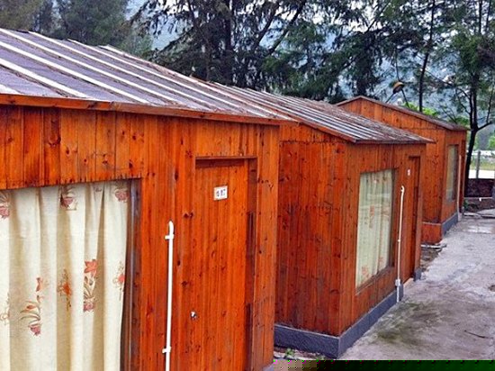 深圳西冲第一沙滩度假木屋