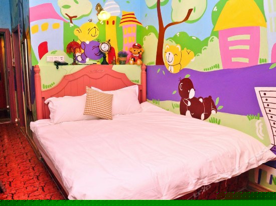 熊仔,梦幻主题房