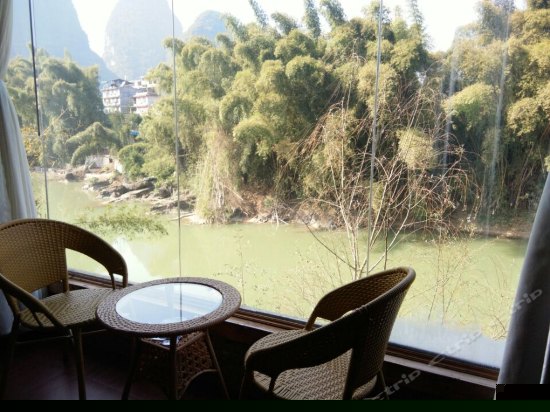 印象江景家庭房