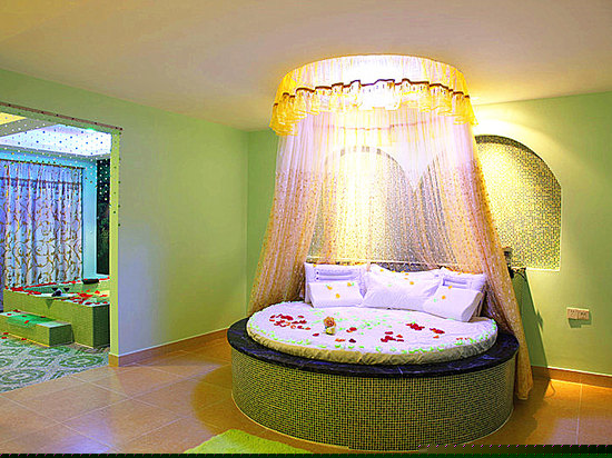 芳香蜜语精装景观蜜月房（1房1厅1卫）