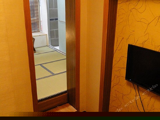 榻榻米全海景双人房