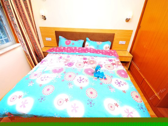 琴岛308豪华大床房