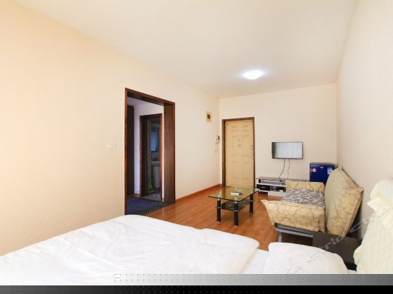 豪华江景大床房