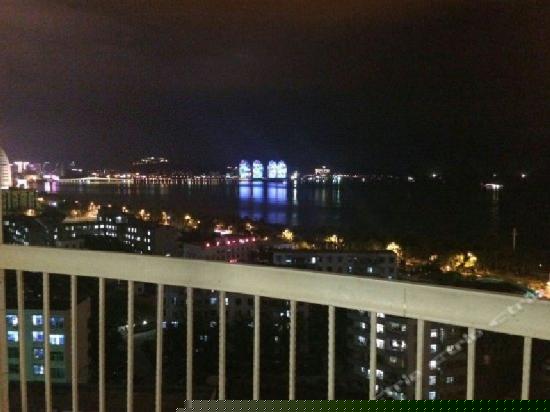 豪华海景蜜月大床房