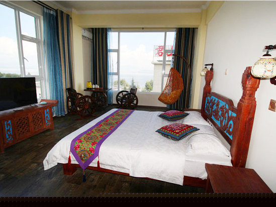 温馨海景大床房