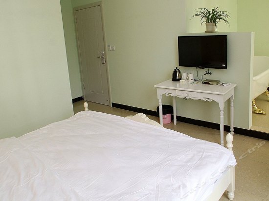 观景浴缸大床房