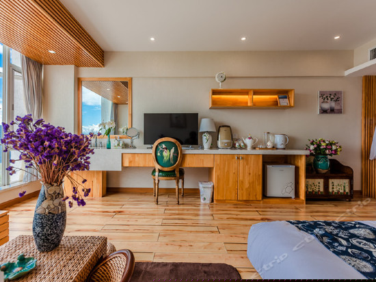 爱有天意榻榻米海景房