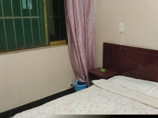 普通空调大床房